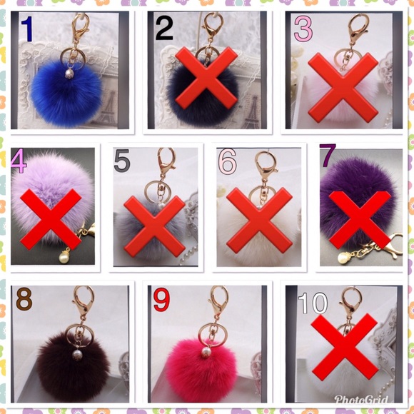SALE Pom Pom faux rabbit fur with pearl keychain - Picture 2 of 2